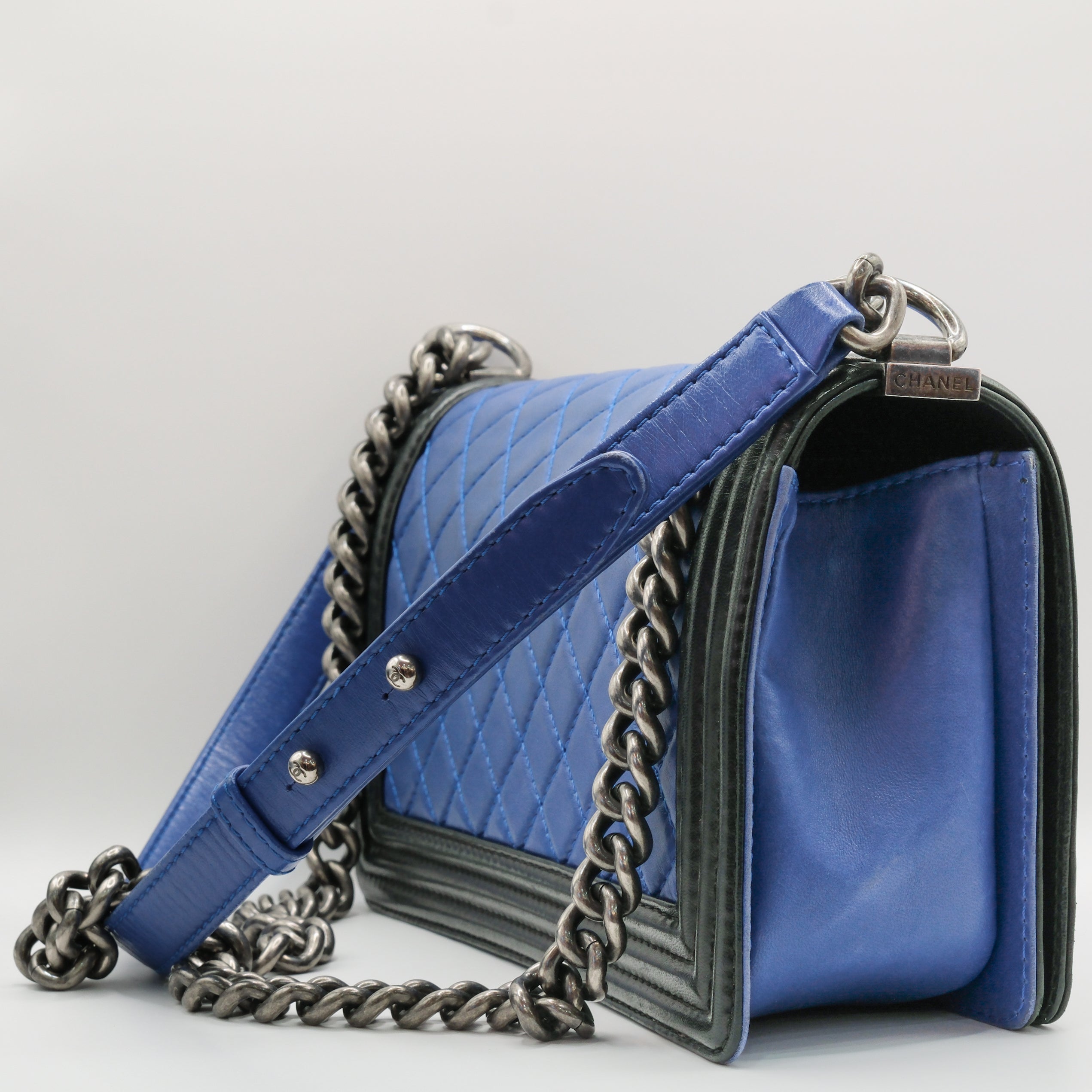 Boy Chanel Blue